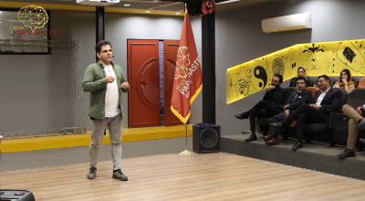 سخنرانی ناصر خسروی با موضوع زندگی نزیسته